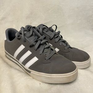 Adidas casual shoe gently used, gray, size 10.5